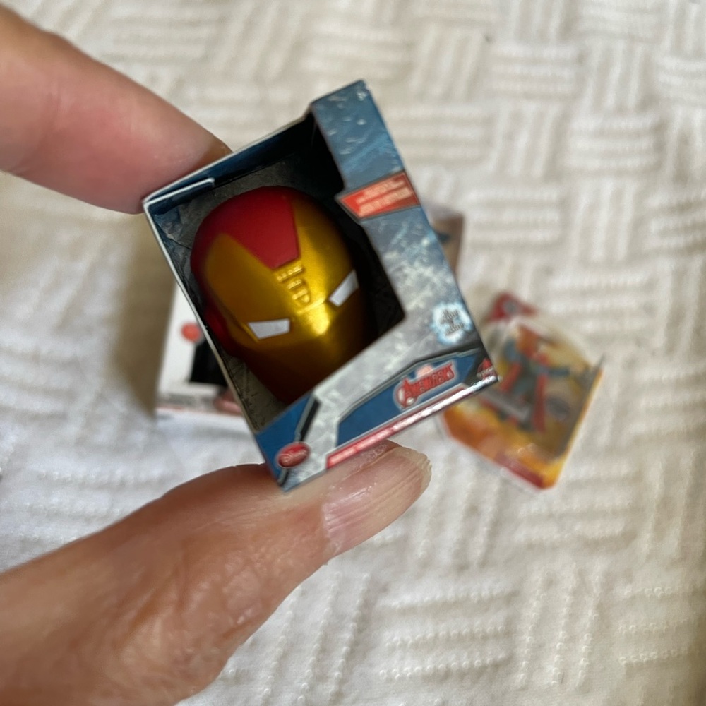 Mini Brands Bundle (4) - Picture 3 of 7